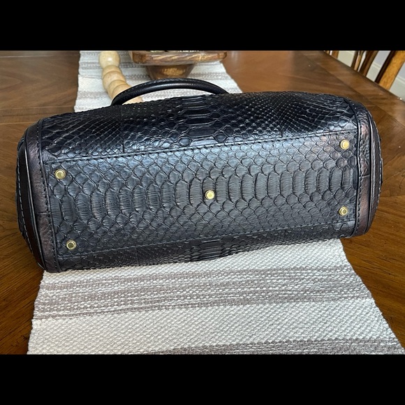 🔥VINTAGE🔥GUCCI Python Medium GG Running Tote Black - Picture 5 of 10